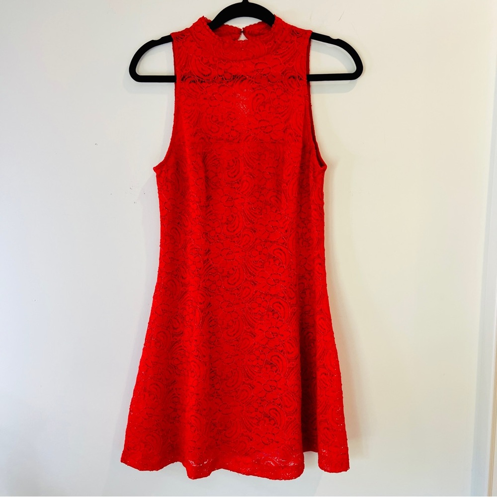Guess Elegant Red Lace Sleeveless Dress
